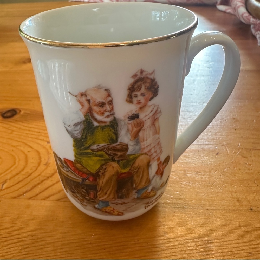 1982 NORMAN ROCKWELL MUG porcelain collectors cup Japan museum The Cobbler TC5